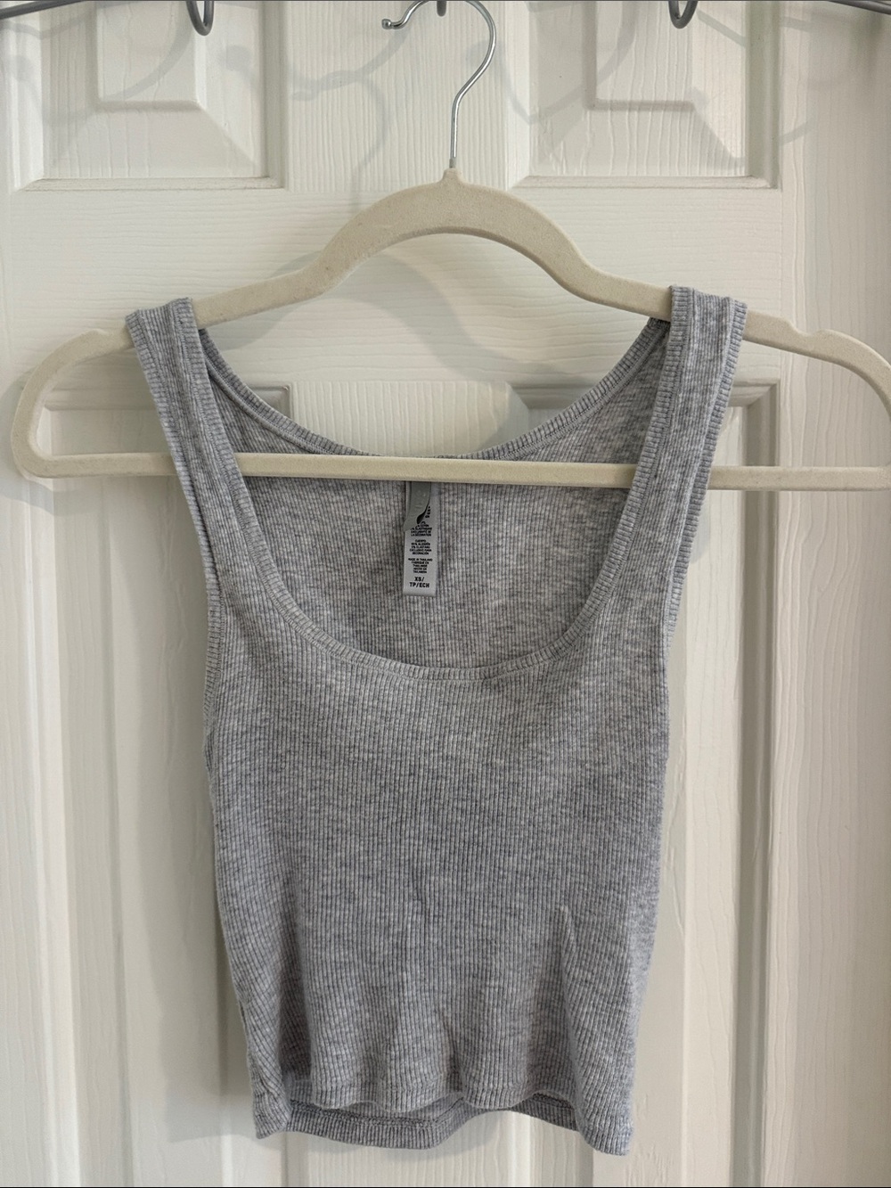 SKIMS Light Gray Ribbed Scoop Tank
